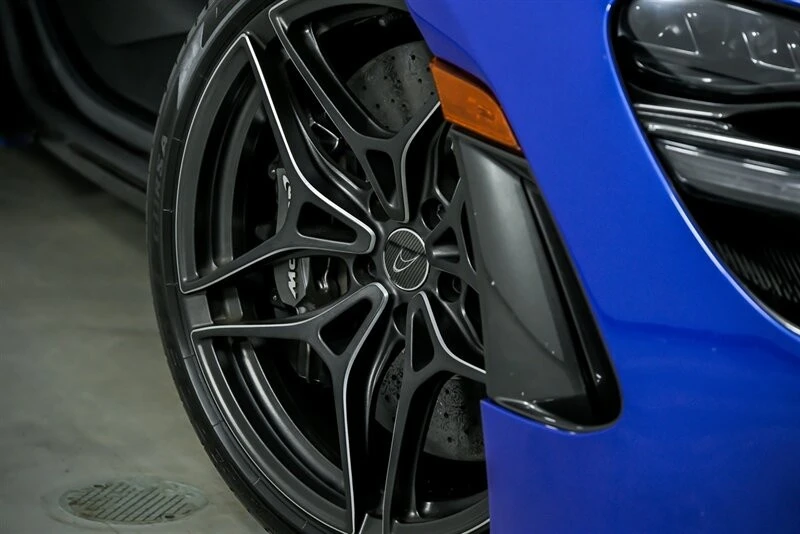2019 McLaren 720S - Image 4 of 31