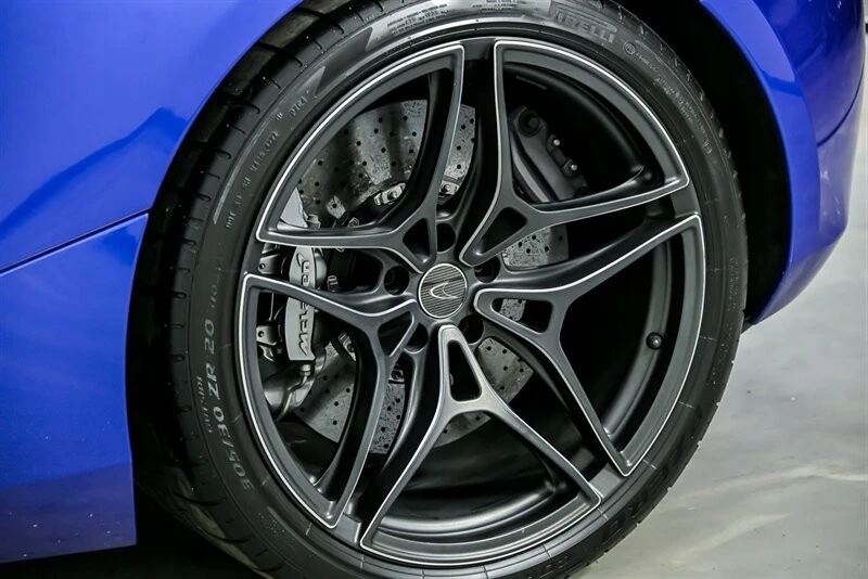 2019 McLaren 720S - Image 19 of 31