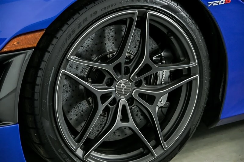 2019 McLaren 720S - Image 18 of 31