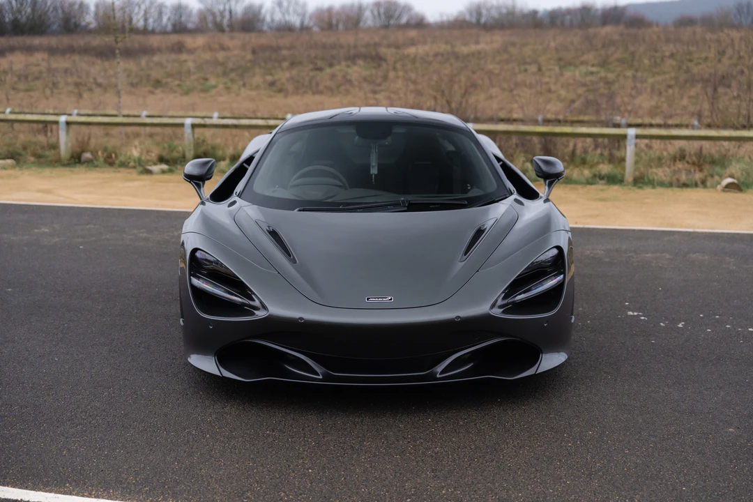 2019 McLaren 720S - Image 10 of 31