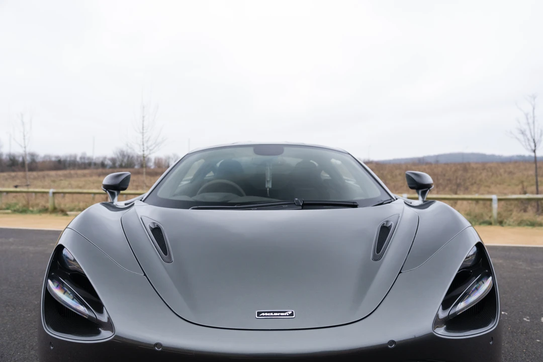 2019 McLaren 720S - Image 20 of 31