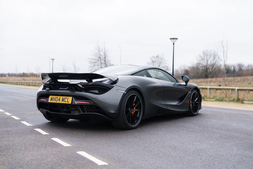 2019 McLaren 720S - Image 5 of 31