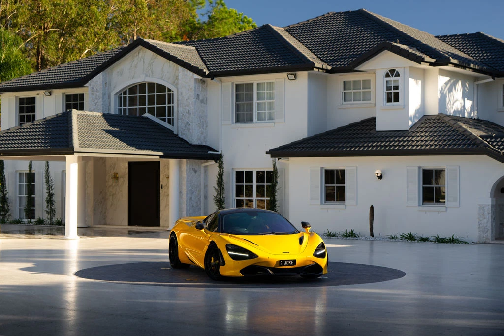 2019 McLaren 720S - Image 15 of 31