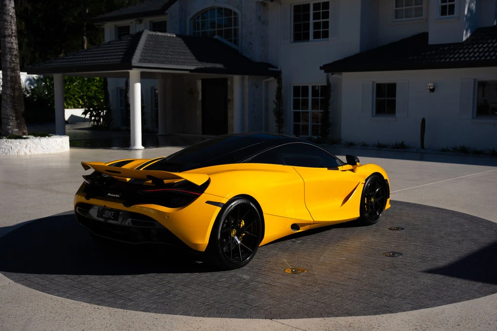 2019 McLaren 720S - Image 12 of 31
