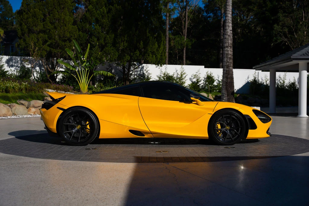 2019 McLaren 720S - Image 29 of 31