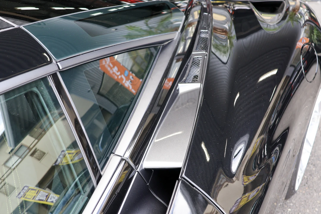 2021 McLaren 720S - Image 19 of 31