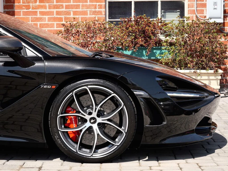 2019 McLaren 720S Spider - Image 7 of 31