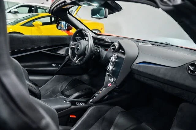 2019 McLaren 720S Spider - Image 13 of 31