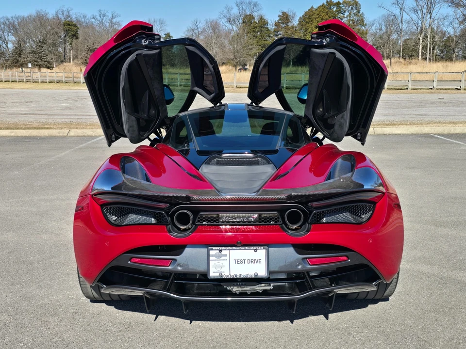 2019 McLaren 720S - Image 6 of 31