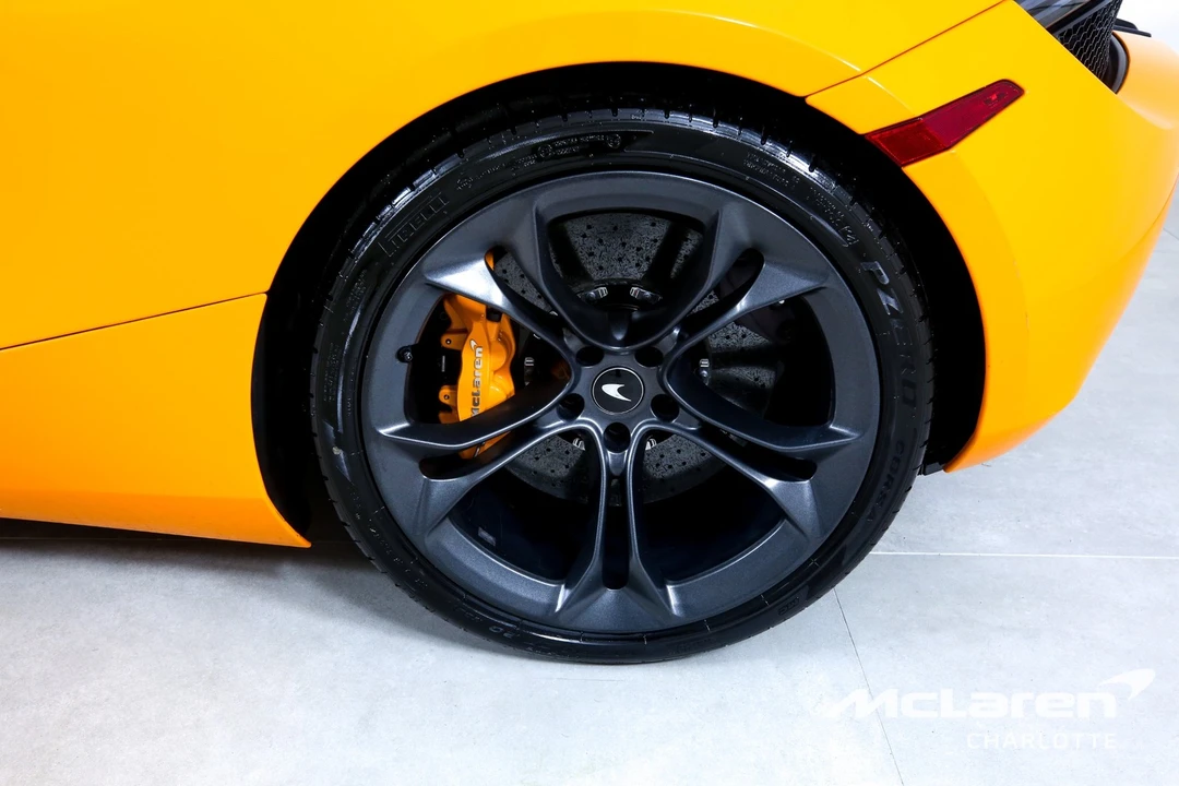 2019 McLaren 720S - Image 25 of 29