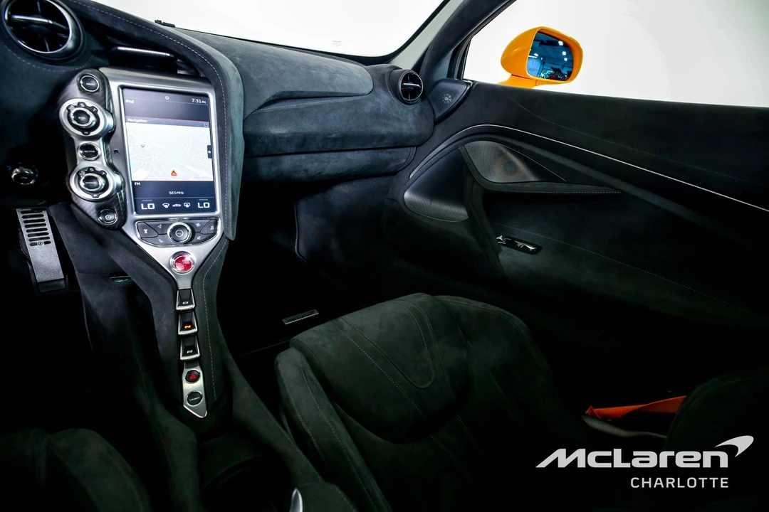 2019 McLaren 720S - Image 15 of 29