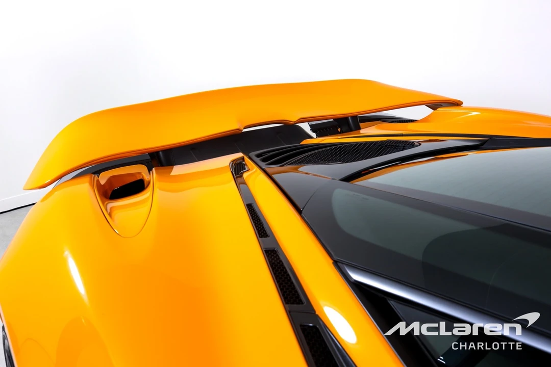 2019 McLaren 720S - Image 27 of 29