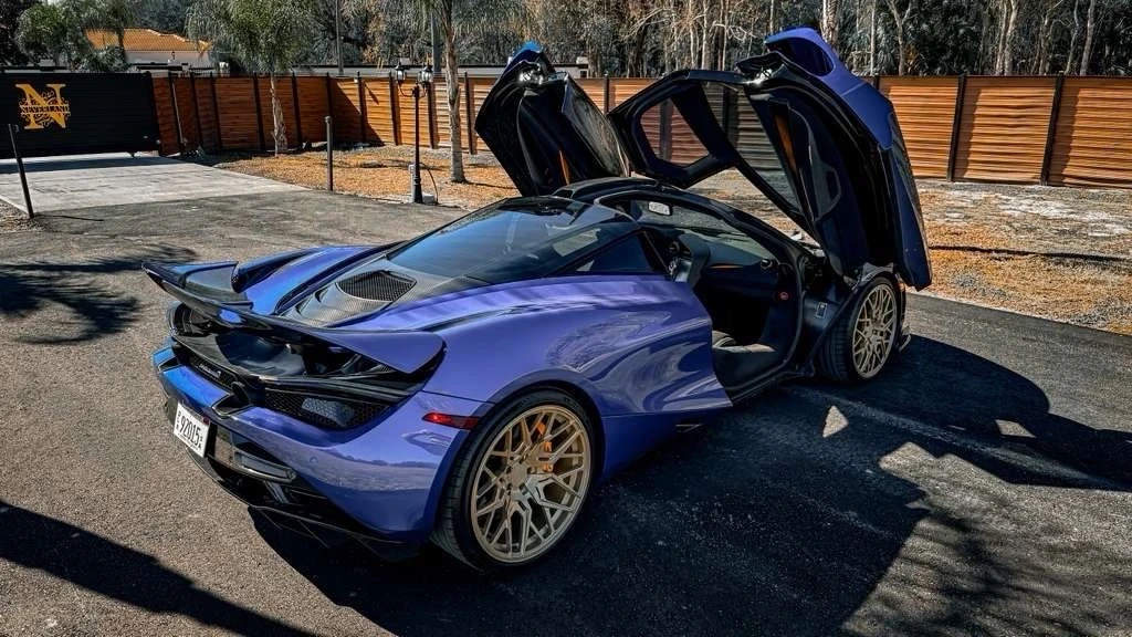 2019 McLaren 720S - Image 9 of 18