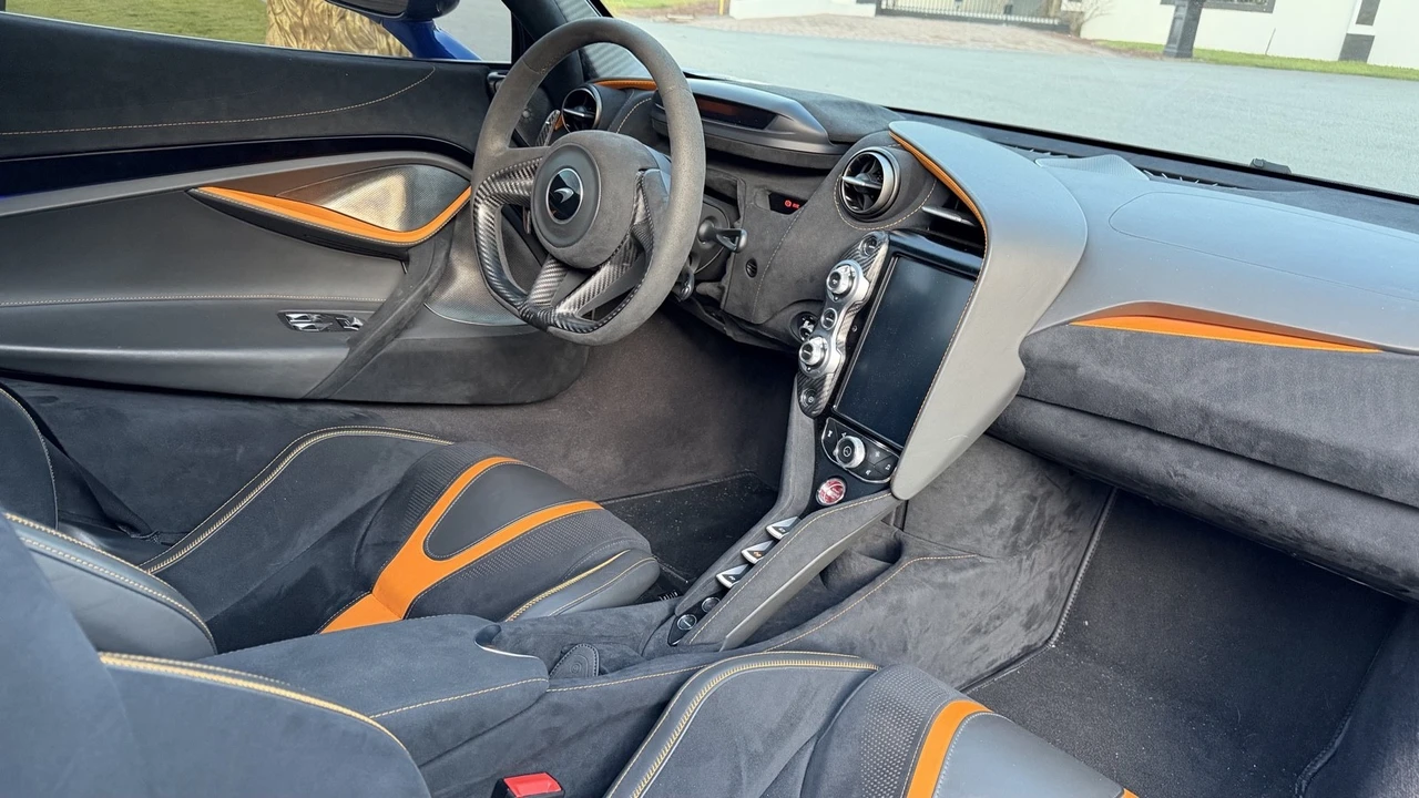 2019 McLaren 720S - Image 19 of 23
