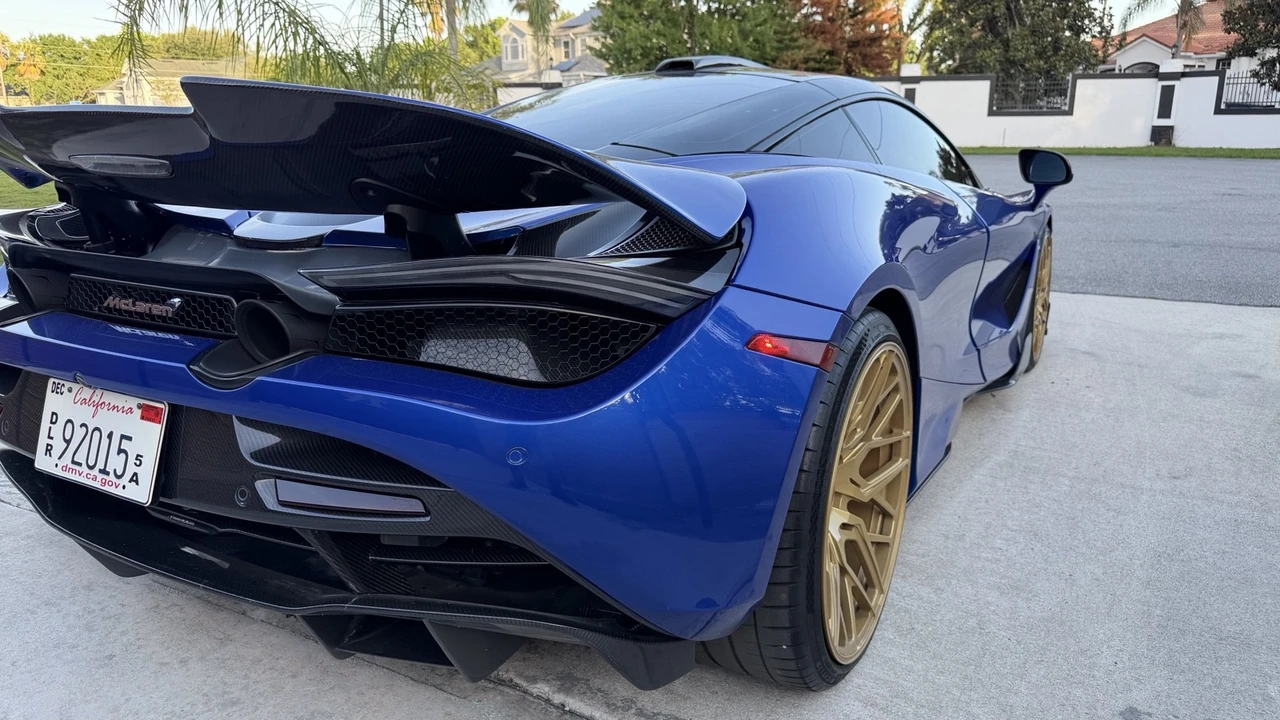 2019 McLaren 720S - Image 6 of 23