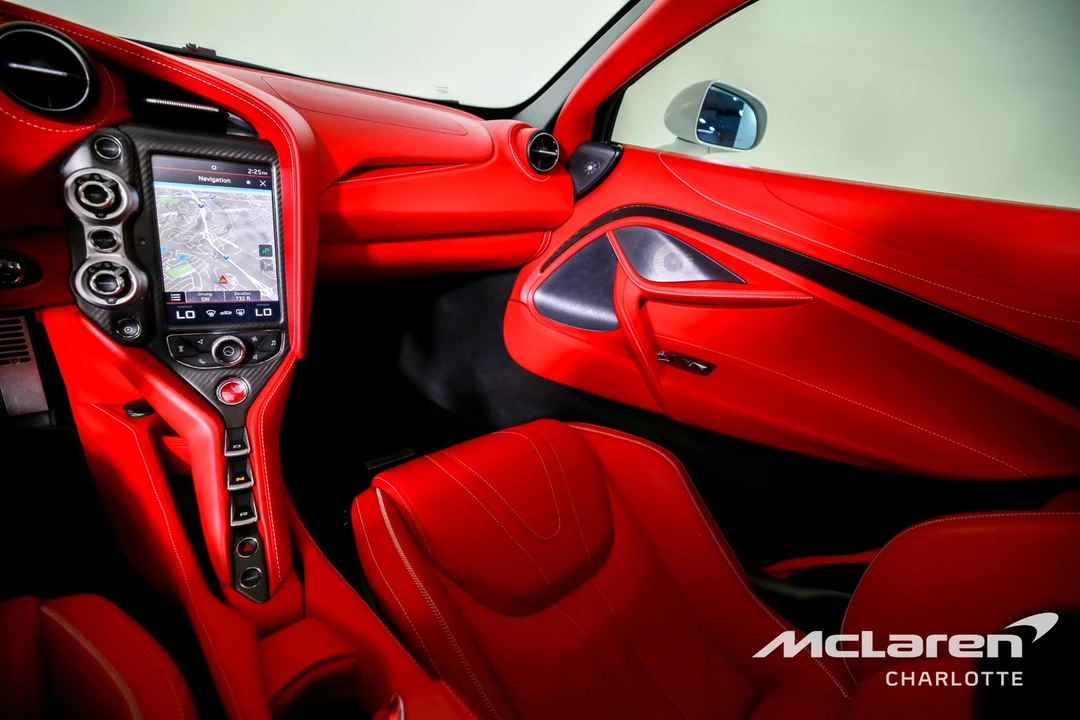 2019 McLaren 720S - Image 16 of 21