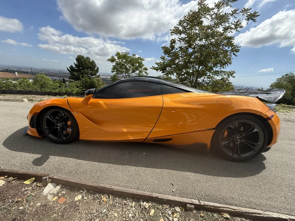 2019 McLaren 720S - Image 11 of 15