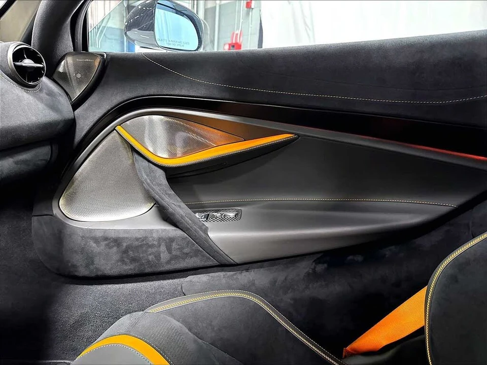 2019 McLaren 720S - Image 26 of 31