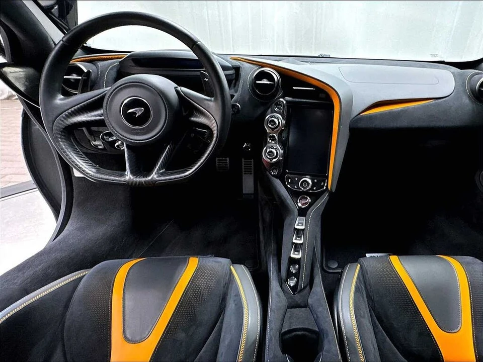 2019 McLaren 720S - Image 15 of 31