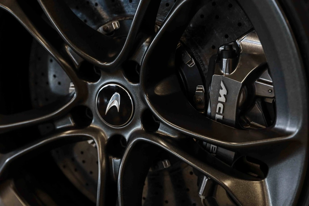 2019 McLaren 720S - Image 24 of 31