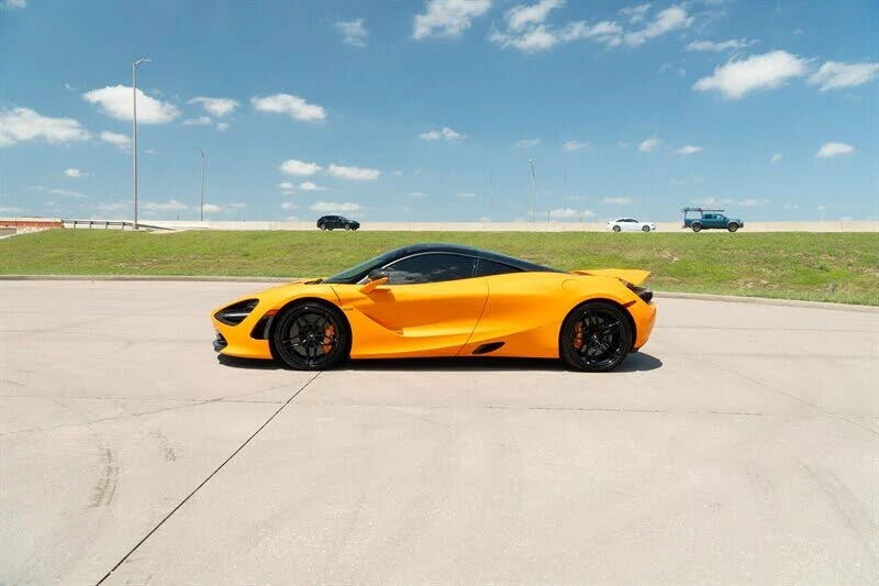 2019 McLaren 720S - Image 18 of 31
