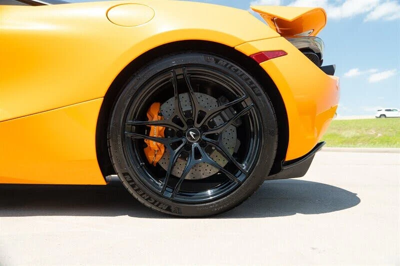 2019 McLaren 720S - Image 3 of 31