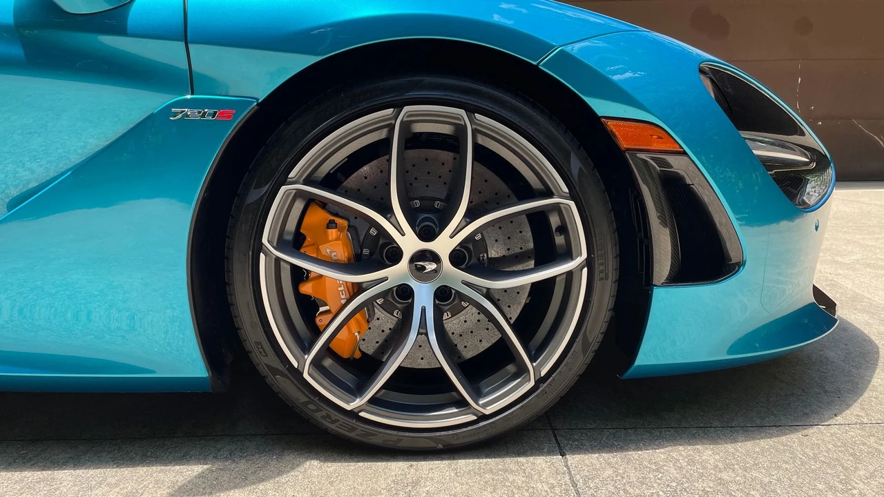 2019 McLaren 720S Spider - Image 26 of 31