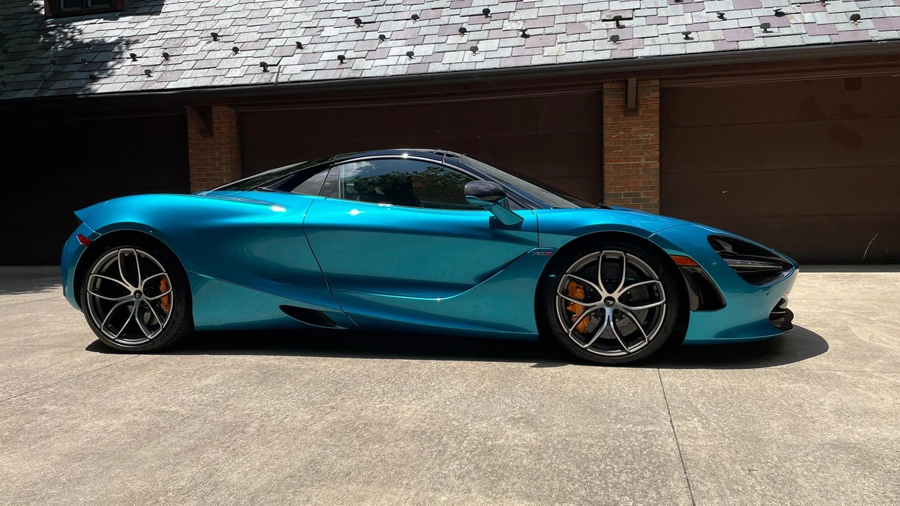 2019 McLaren 720S Spider - Image 2 of 31