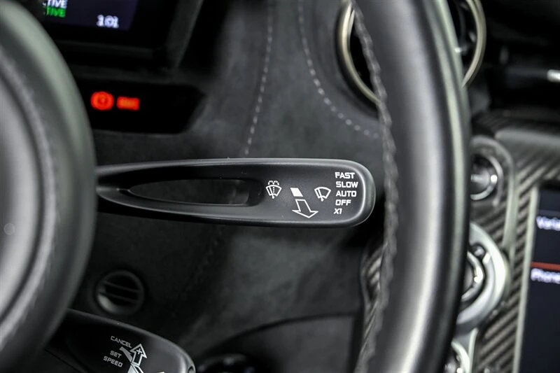 2019 McLaren 720S Spider - Image 29 of 31