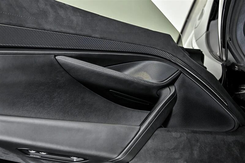 2019 McLaren 720S Spider - Image 16 of 31