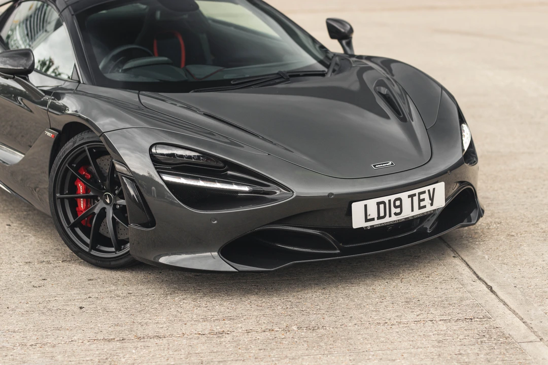 2019 McLaren 720S Spider - Image 18 of 31
