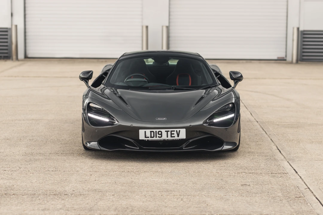 2019 McLaren 720S Spider - Image 11 of 31