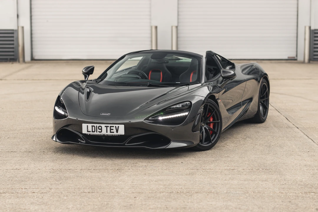 2019 McLaren 720S Spider - Image 12 of 31