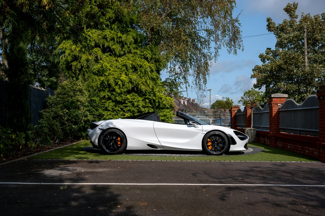 2019 McLaren 720S Spider - Image 14 of 31