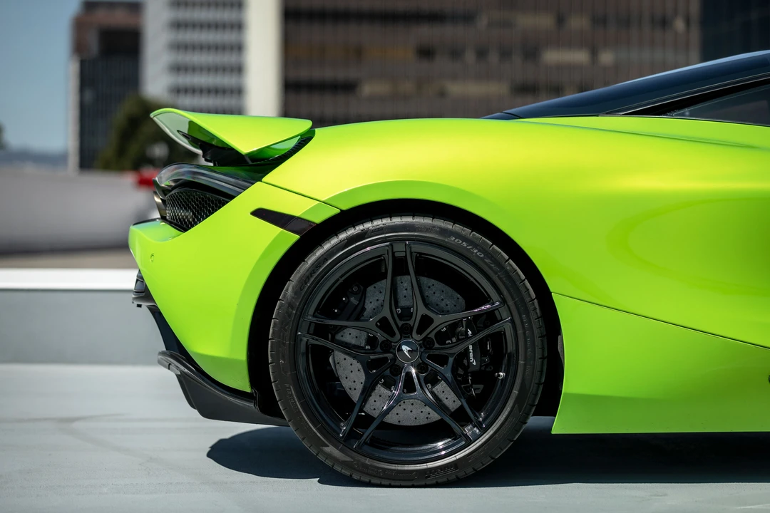 2019 McLaren 720S - Image 6 of 31