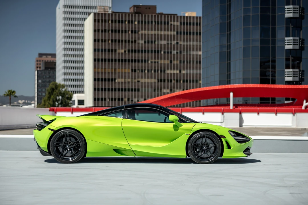2019 McLaren 720S - Image 4 of 31