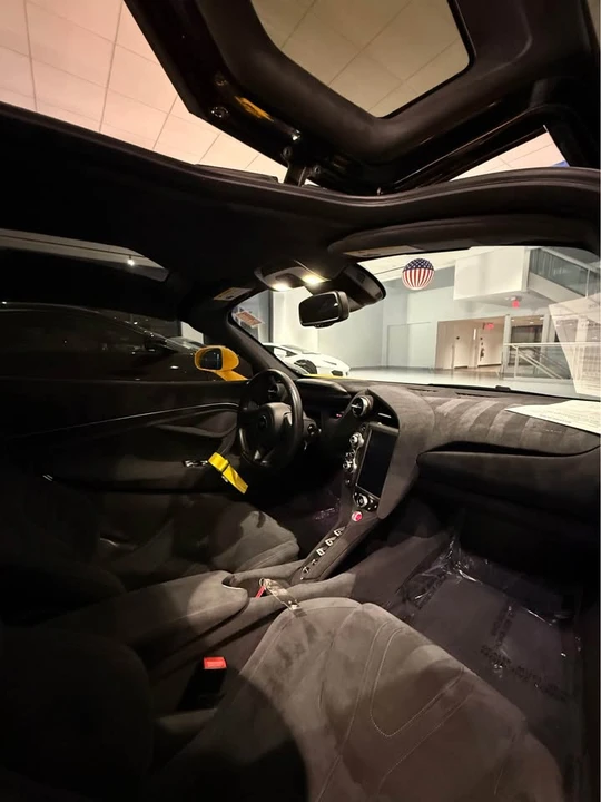 2019 McLaren 720S - Image 6 of 9