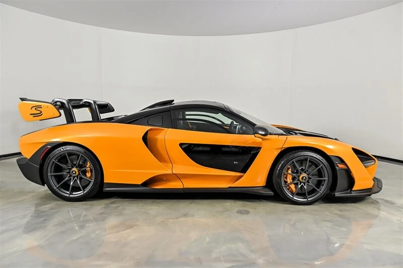 2019 McLaren Senna - Image 17 of 31