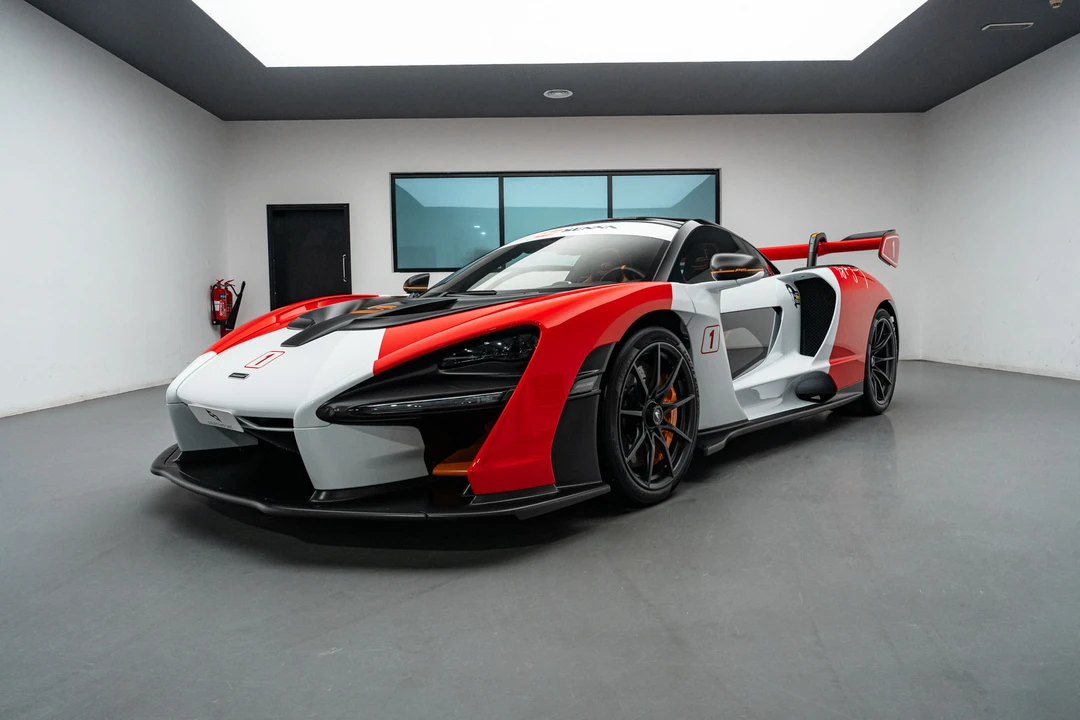 2019 McLaren Senna - Image 17 of 31