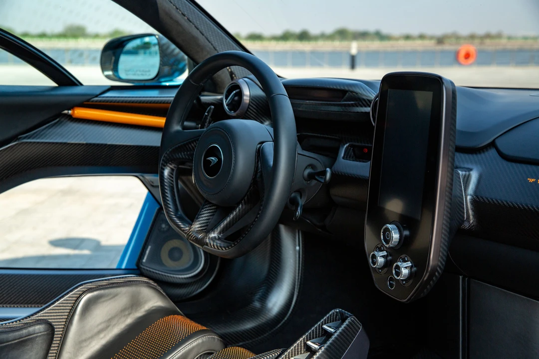 2019 McLaren Senna - Image 22 of 31