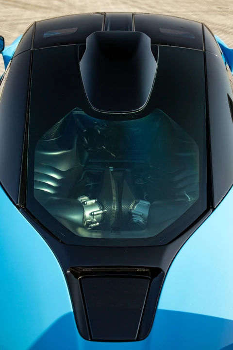 2019 McLaren Senna - Image 27 of 31