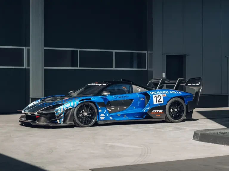 2019 McLaren Senna - Image 2 of 31