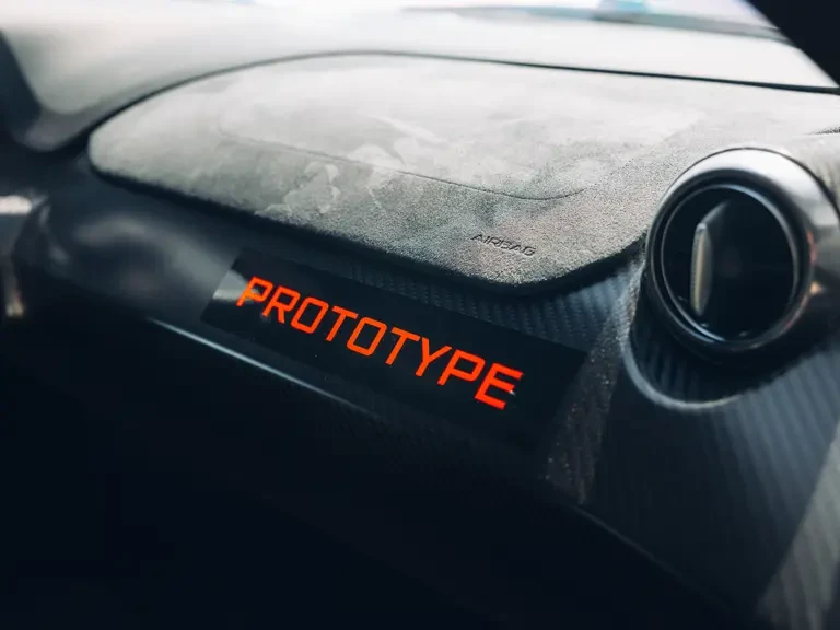 2019 McLaren Senna - Image 20 of 31