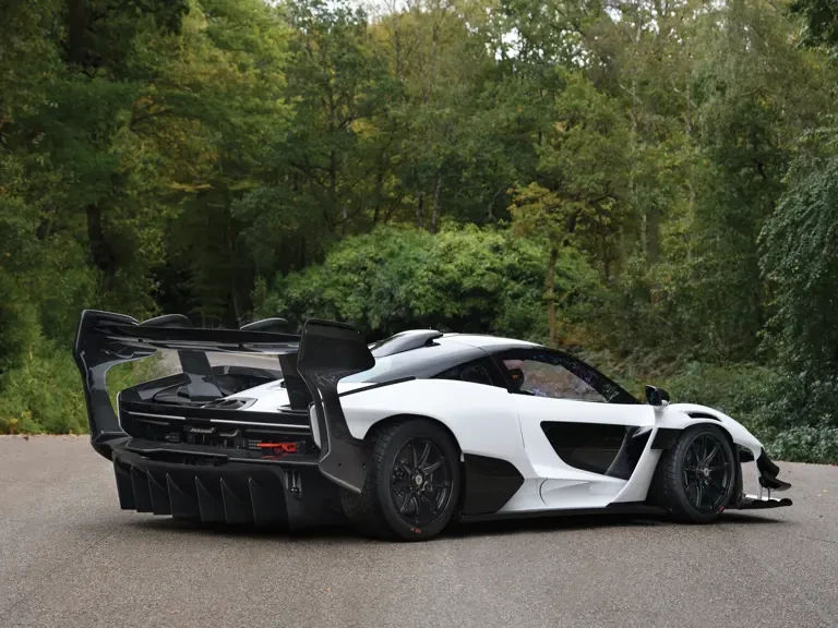 2019 McLaren Senna - Image 3 of 31