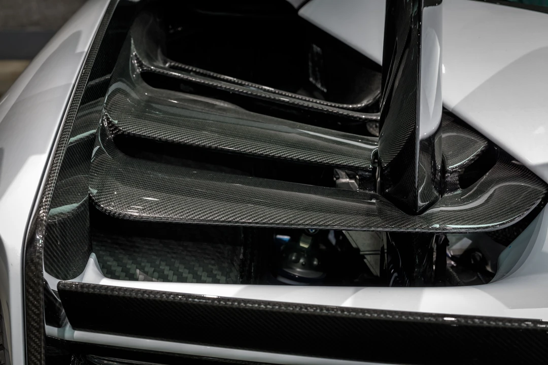 2019 McLaren Senna - Image 21 of 31