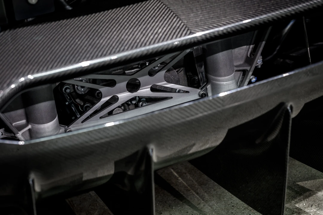 2019 McLaren Senna - Image 23 of 31