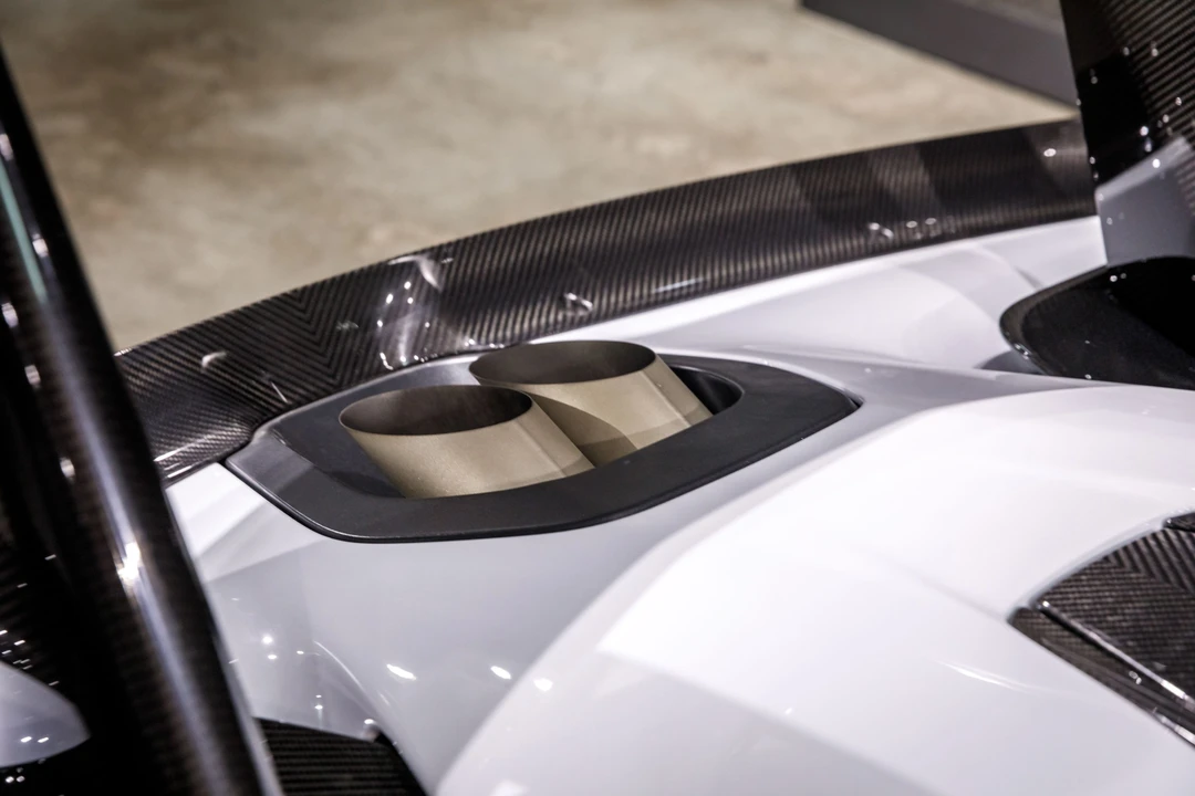 2019 McLaren Senna - Image 3 of 31