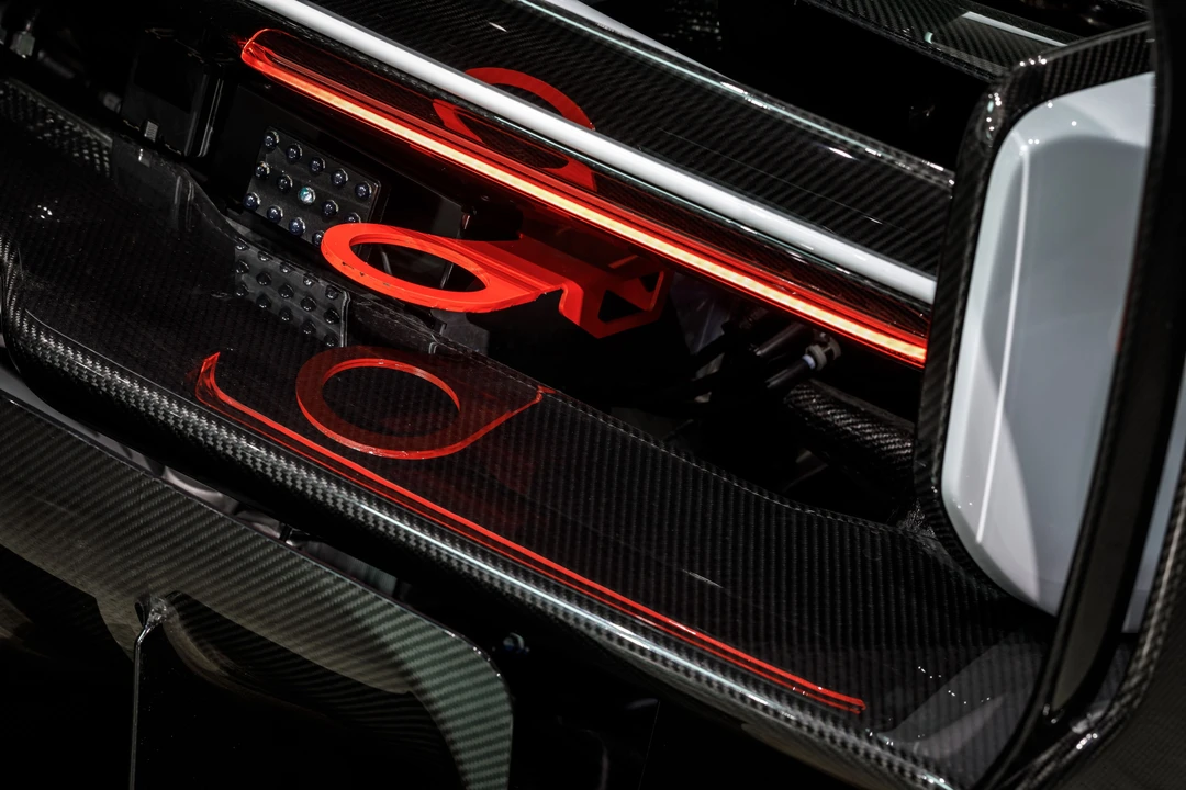 2019 McLaren Senna - Image 25 of 31