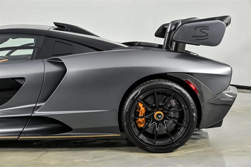 2019 McLaren Senna - Image 14 of 31