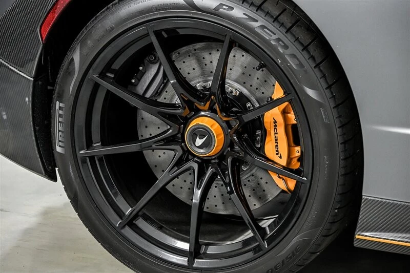 2019 McLaren Senna - Image 20 of 31